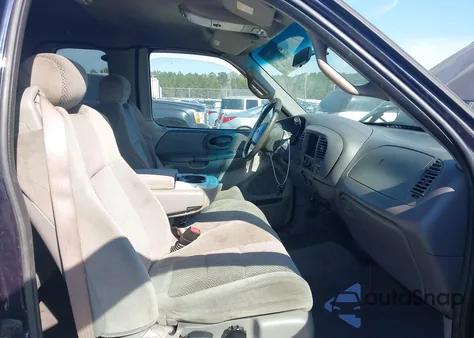 2001 Ford F-150 Lariat/Xl/Xlt from USA, damaged, VIN 1FTRX18L91NB85385